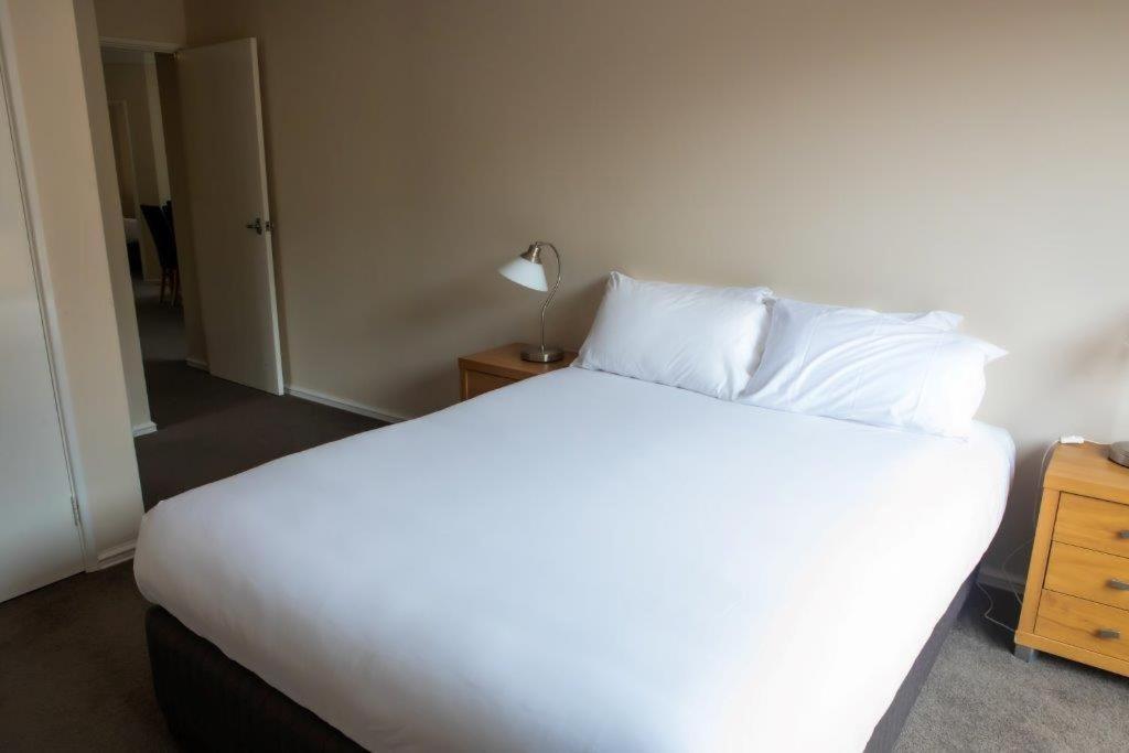 Standard Apartment with One King Bed